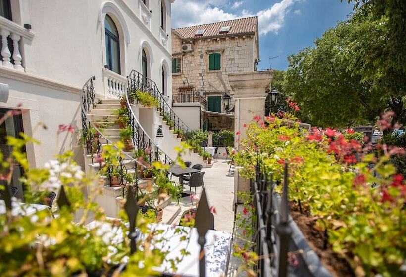 Heritage Hotel Porin Makarska