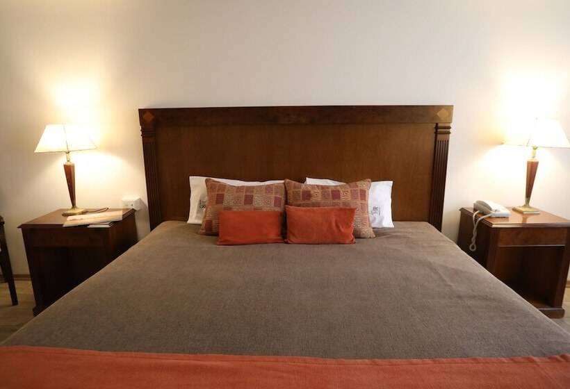 Fotos del hotel Reconquista Garden:  10