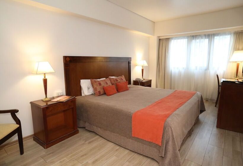 Fotos del hotel Reconquista Garden:  12