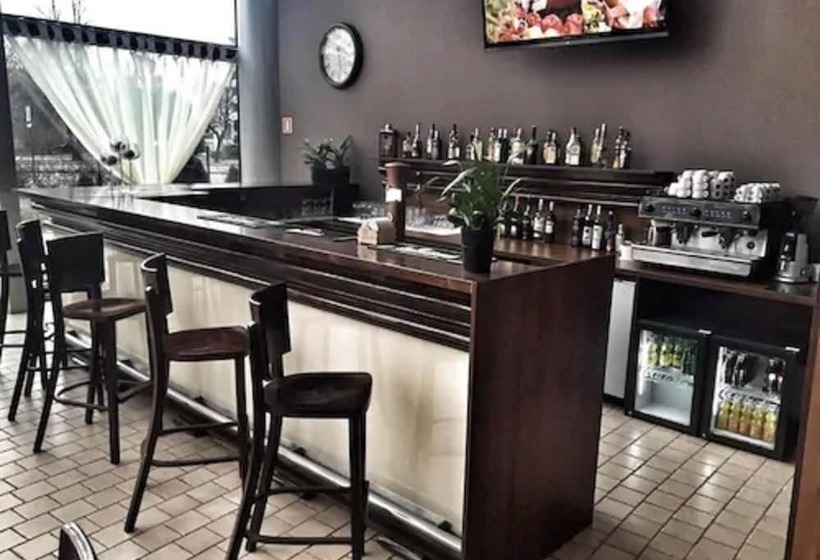 Fotos del hotel Interhouse:  17