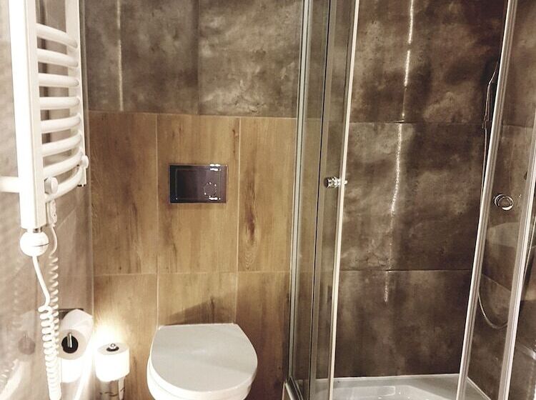 Fotos del hotel Interhouse:  24