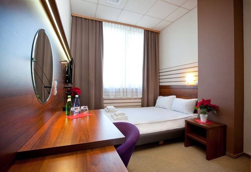 Fotos del hotel Interhouse:  13