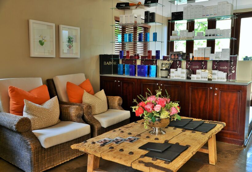 هتل Kwa Maritane Bush Lodge
