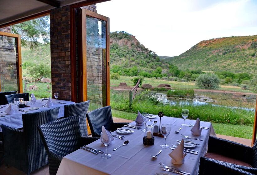 هتل Kwa Maritane Bush Lodge