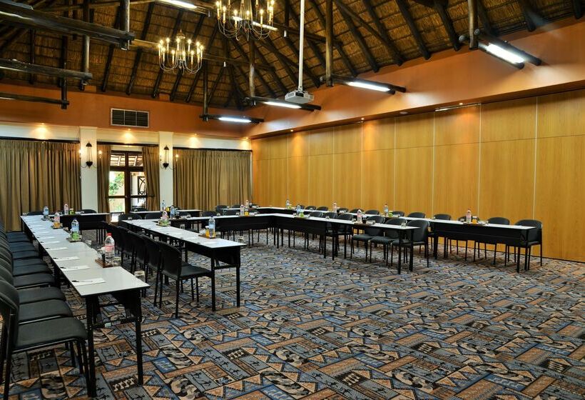 هتل Kwa Maritane Bush Lodge