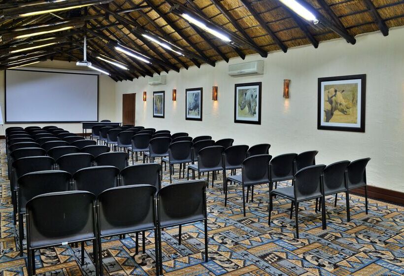 هتل Kwa Maritane Bush Lodge
