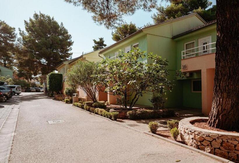 فندق Matilde Beach Resort