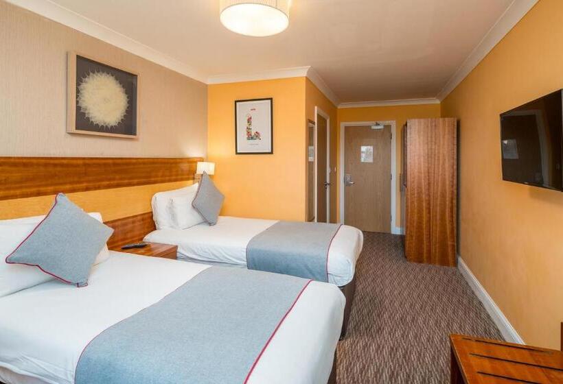 Fotos del hotel Mehfil:  12