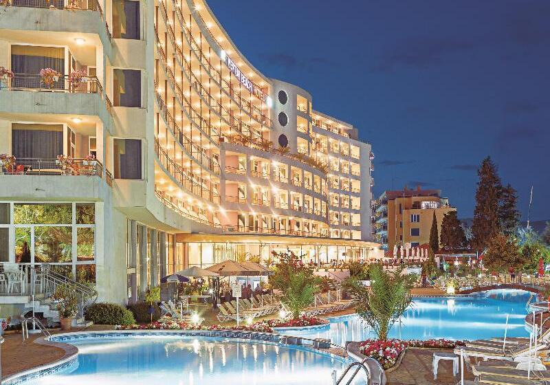 هتل Neptun Beach