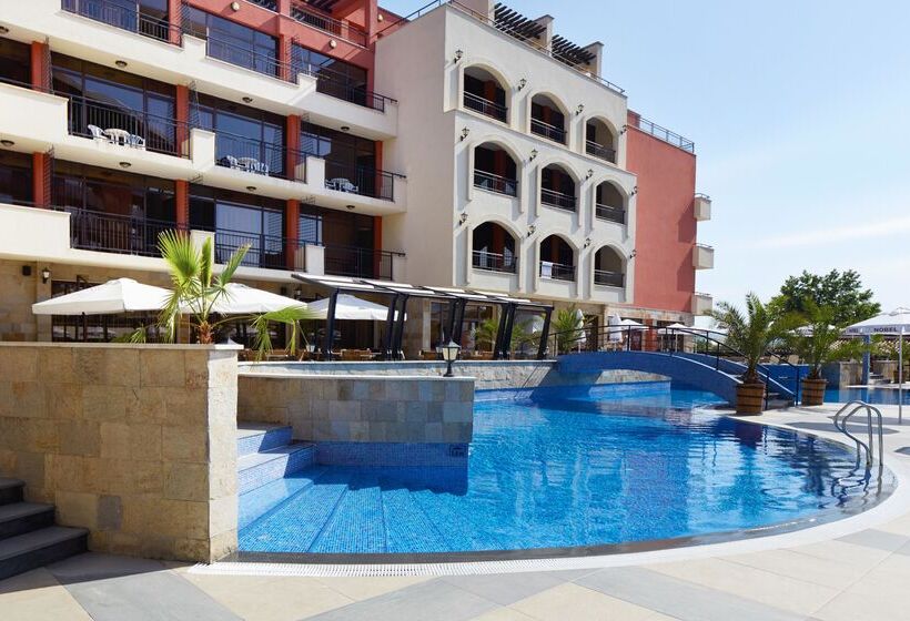 هتل Nobel Ultra All Inclusive   Free Beach Access