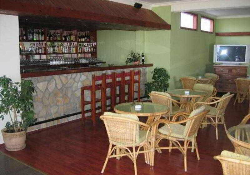 Отель Onar Holiday Village