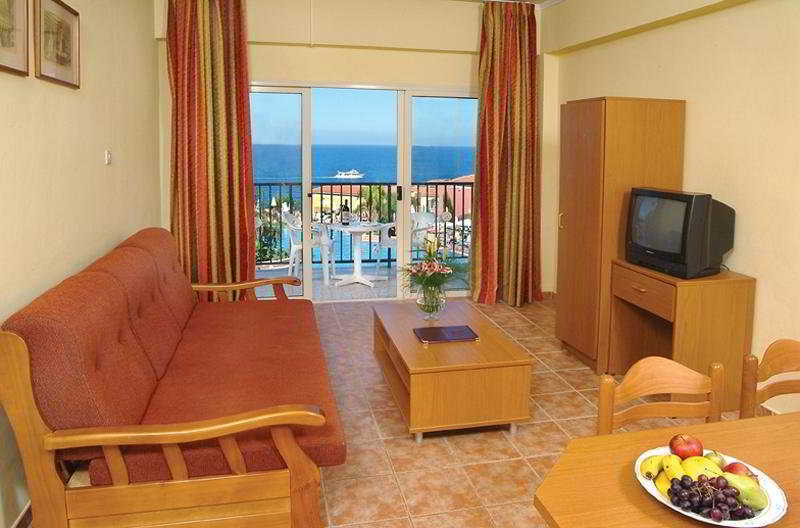 בית מלון כפרי Pafian Sun Village