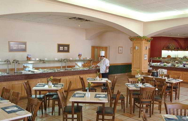 בית מלון כפרי Pafian Sun Village