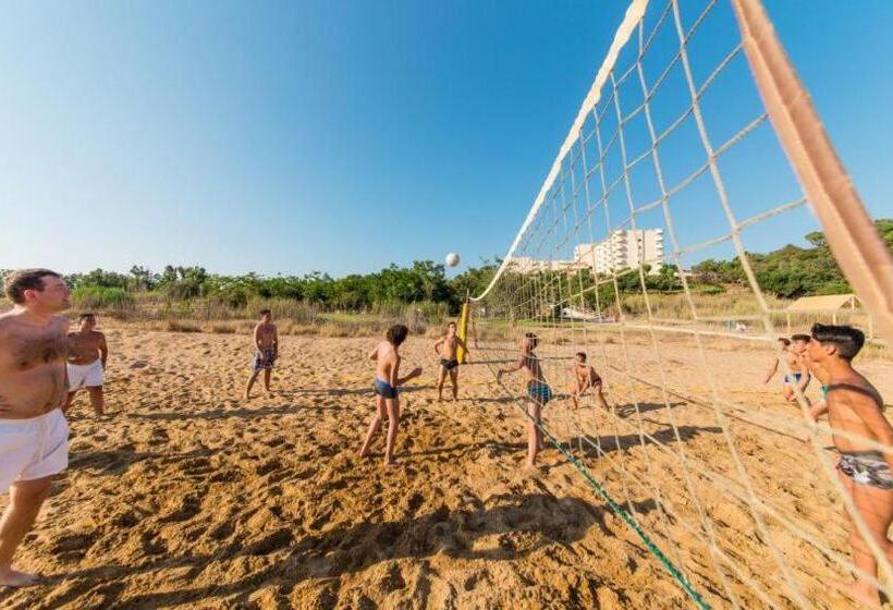 فندق Paradise Beach Resort