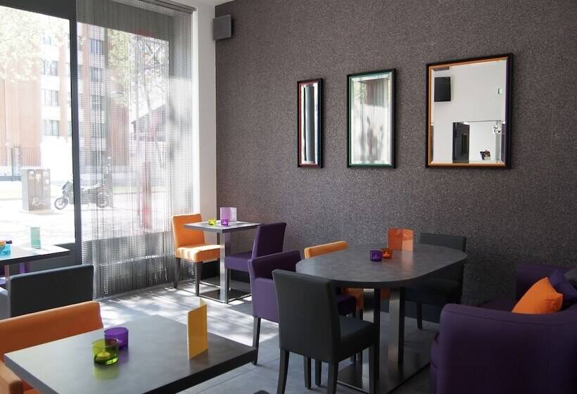 Fotos del hotel Porte De Versailles:  40