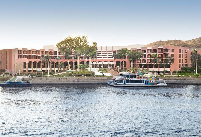 فندق Pyramisa Island  Aswan