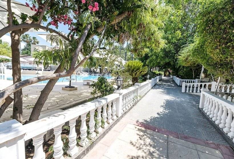 Fotos del hotel Riverside Garden Resort:  18