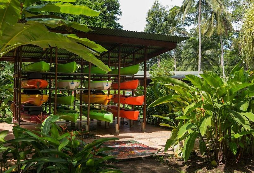 هتل روستایی Laguna Lodge Tortuguero