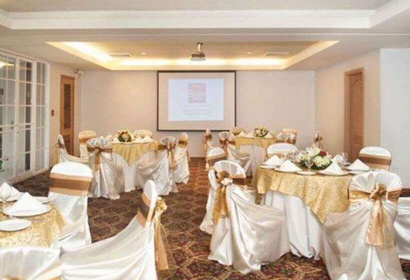هتل Sleep Inn Paseo Las Damas