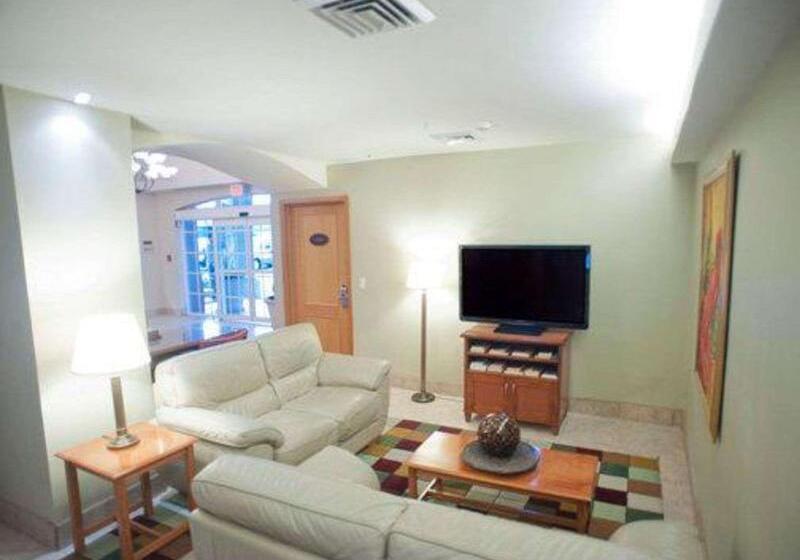 هتل Sleep Inn Paseo Las Damas