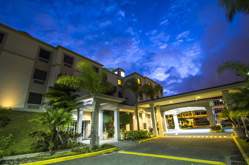 هتل Sleep Inn Paseo Las Damas