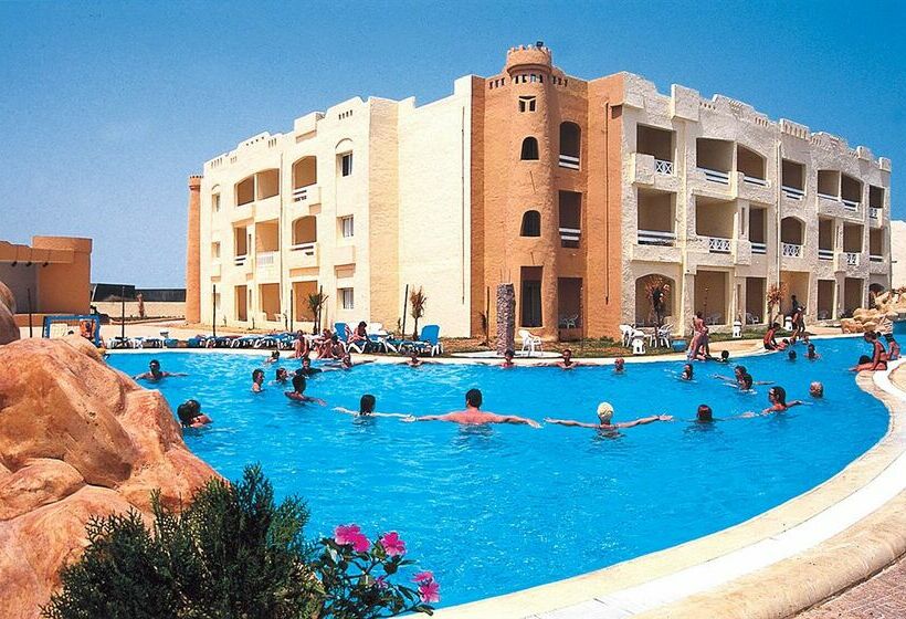 فندق Sun Beach Resort