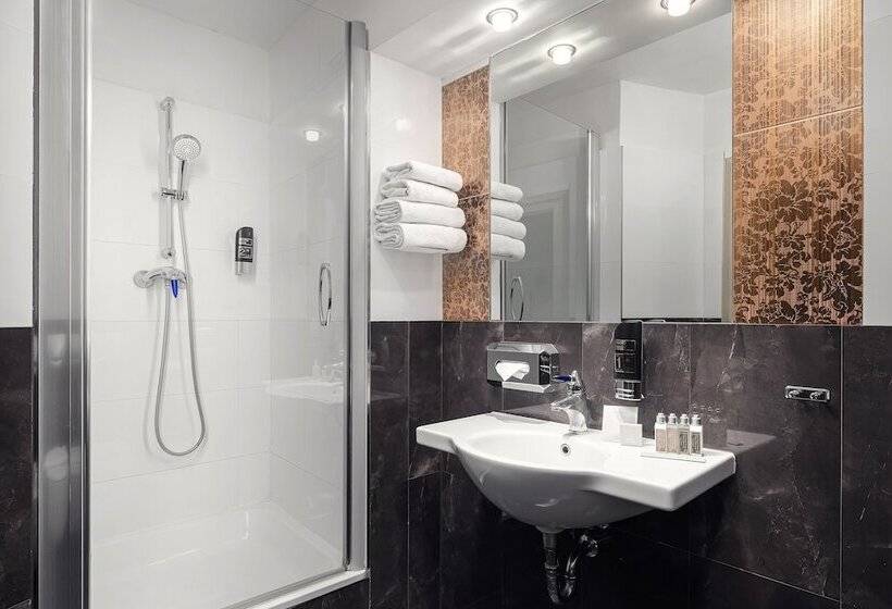 Fotos del hotel The Charles:  60