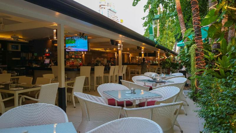 هتل Lokal Phuket