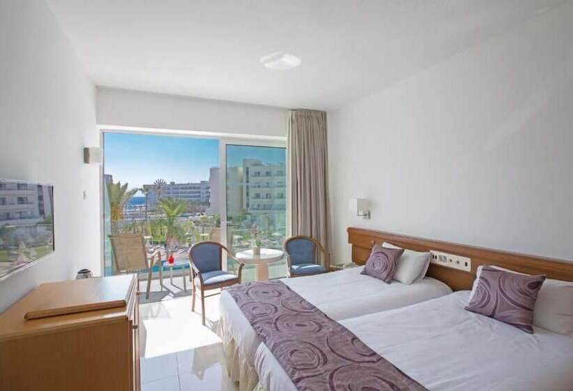 Fotos del hotel Tsokkos Protaras Beach Hotel:  8