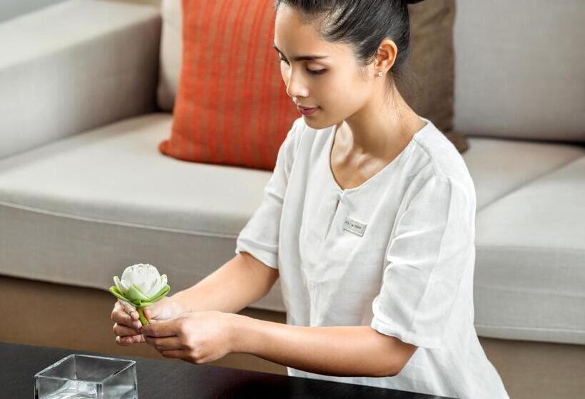 هتل Twinpalms Surin Phuket Resort