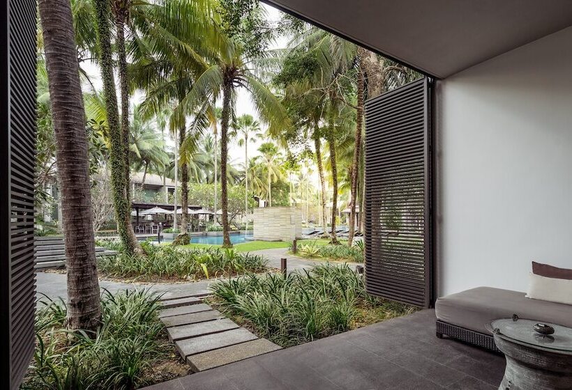هتل Twinpalms Surin Phuket Resort