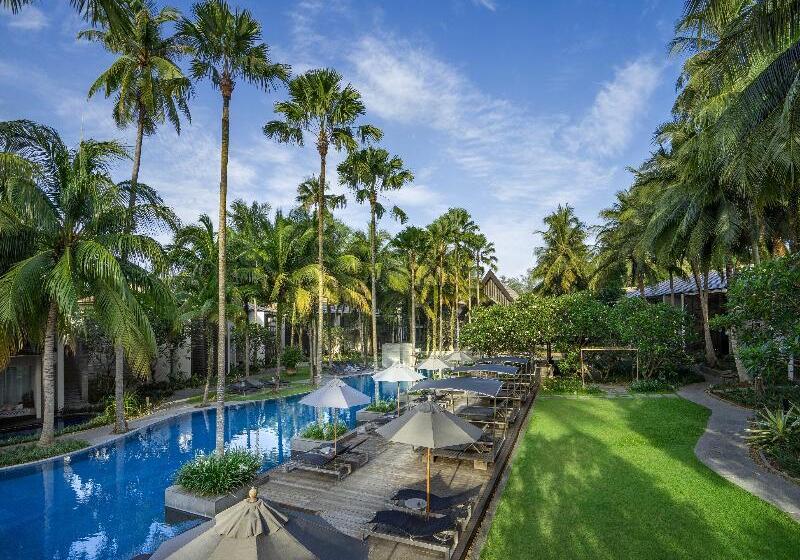 هتل Twinpalms Surin Phuket Resort