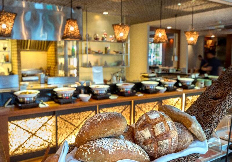 هتل Twinpalms Surin Phuket Resort