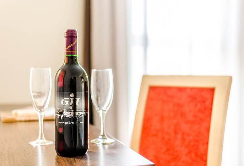 هتل Yit Ciudad De Zaragoza