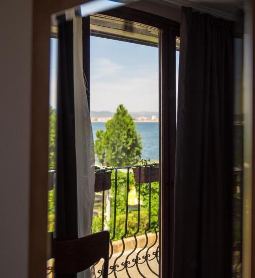 Victoria Hotel Nessebar