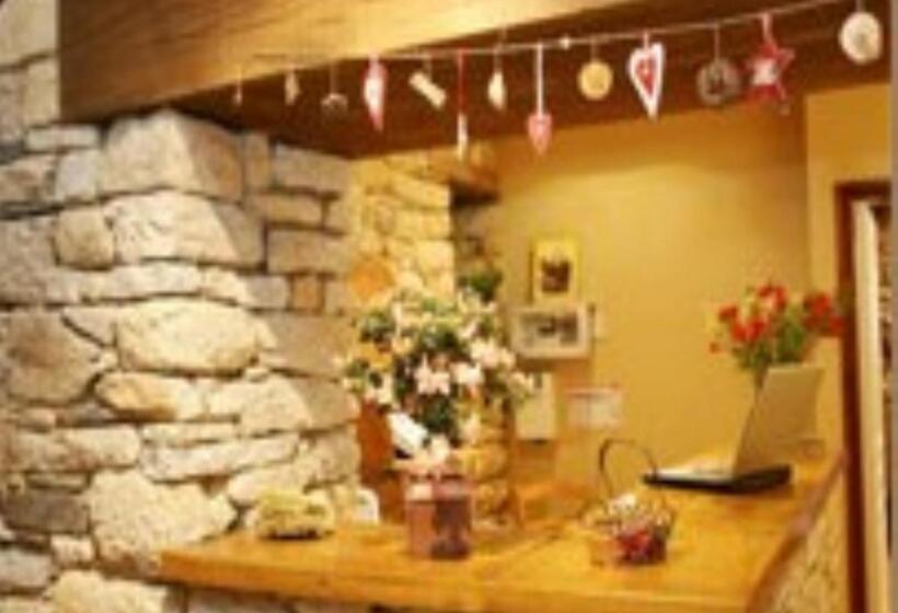 הוסטל Auberge Saint Hernin