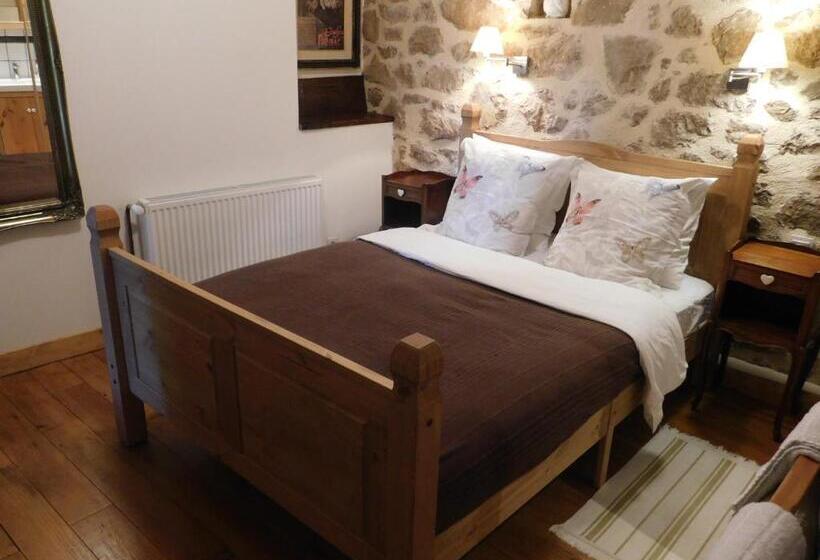 مبيت وإفطار Chambre D'hôtes Les 3 Cochons D'olt