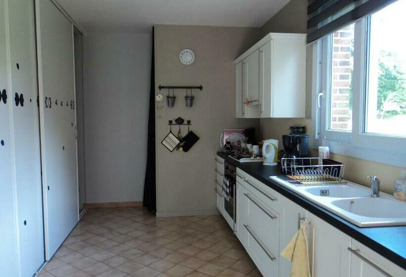 ベッドアンドブレックファースト La Demeure