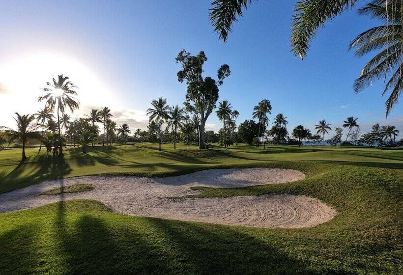 Halliday Bay Resort