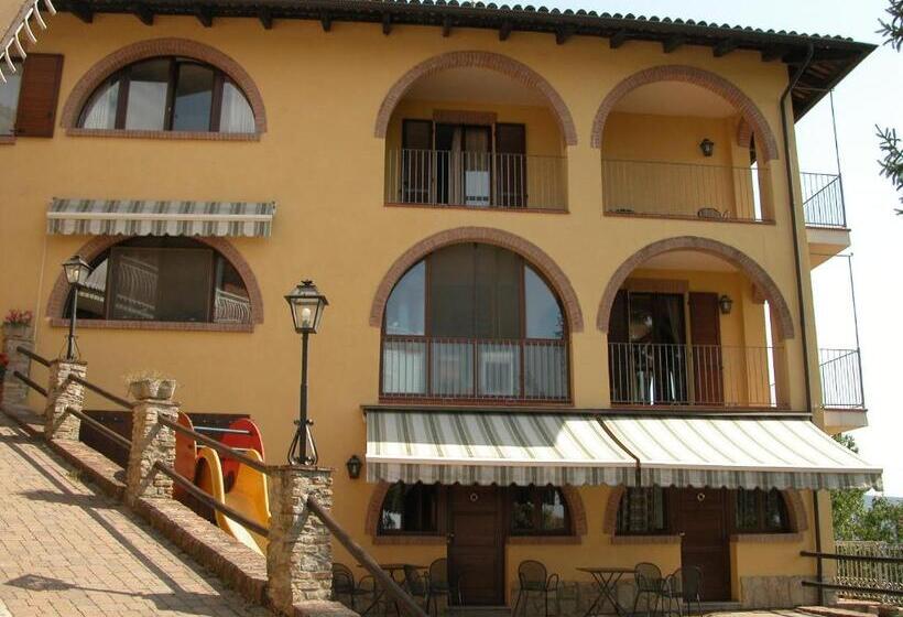 ホテル Agriturismo Le Arcate