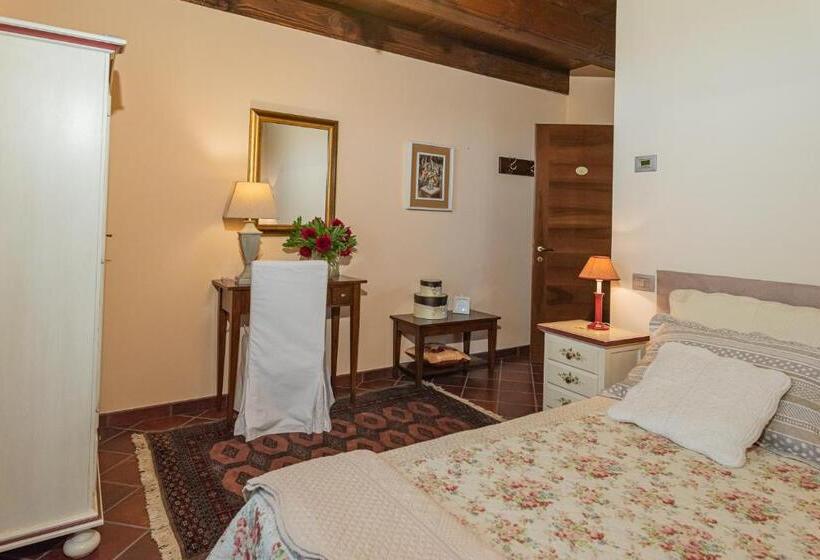 ホテル Agriturismo Sarmore