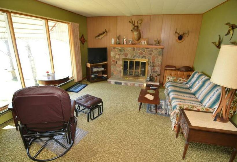 호텔 Lakeside Bills Bay Cabin