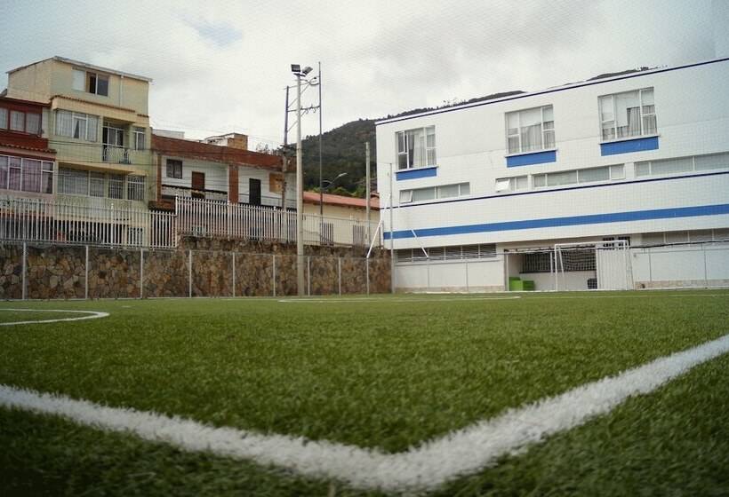 هتل Cariongo Plaza