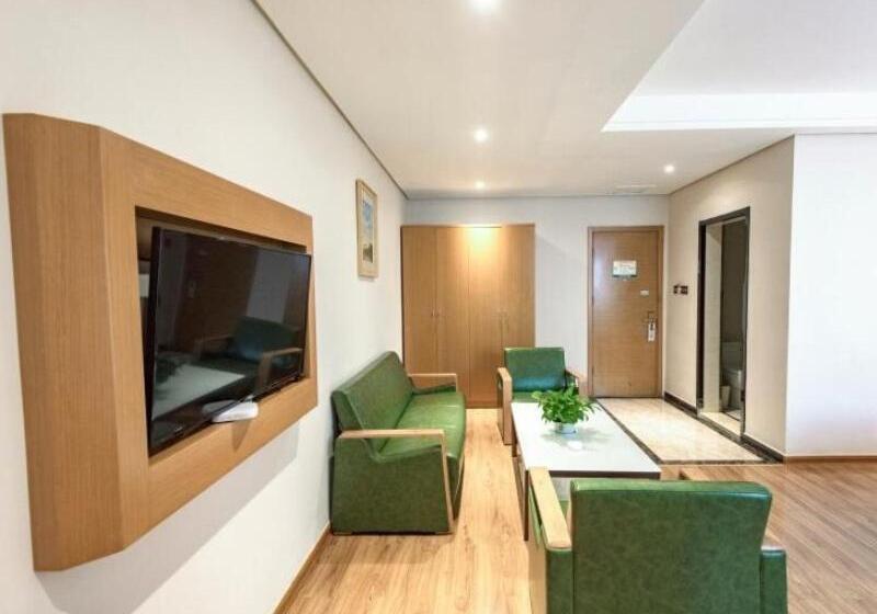 בית מלון כפרי Greentree Inn Guangxi Hepu Huanzhusouthrd.transit Center Express