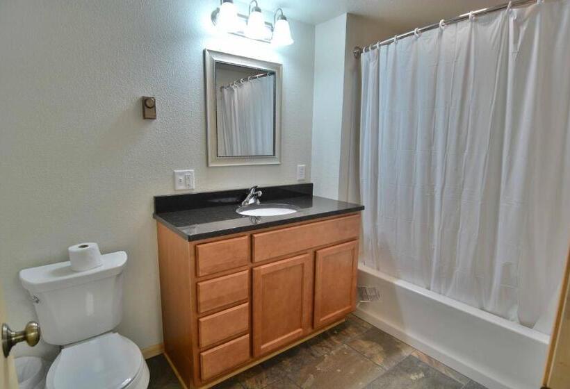 Отель Kenny Lodge Condo