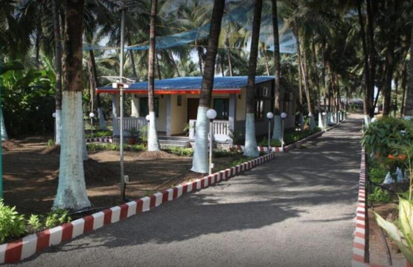 فندق Madhuvan Farm Cottage