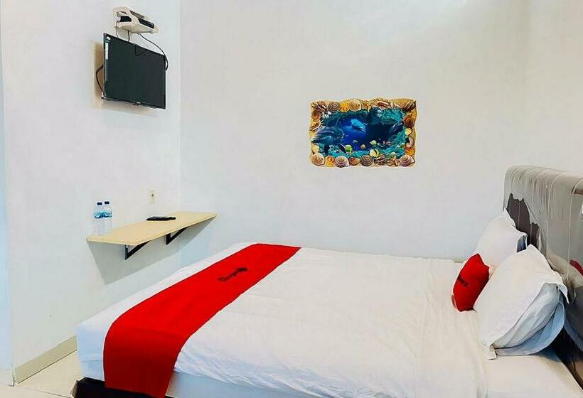 فندق Reddoorz At Damai Guest House Kabanjahe