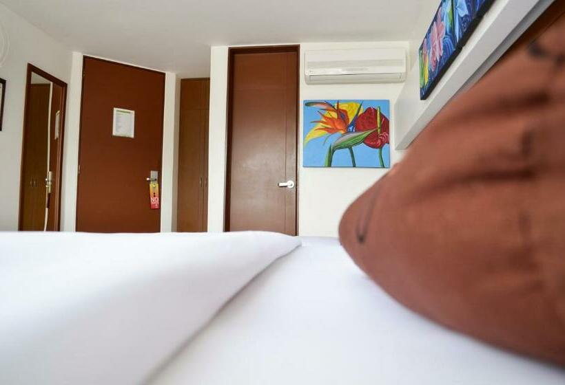 هتل Tarigua Ocaña