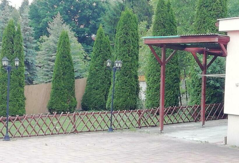 پانسیون Asta La Vista Vendégház
