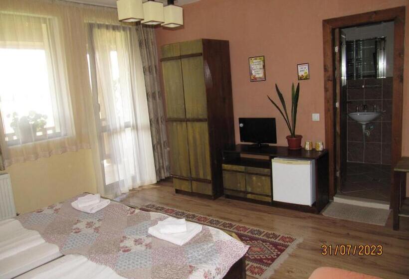 פנסיון Guest House Belchin View